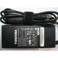 Toshiba 15v 5a Laptop charger